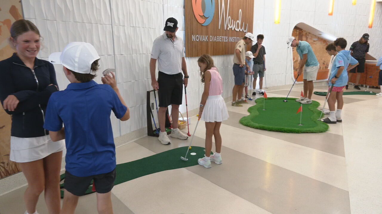 PGA Tour golfers play putt-putt at Norton’s Wendy Novak Diabetes Institute